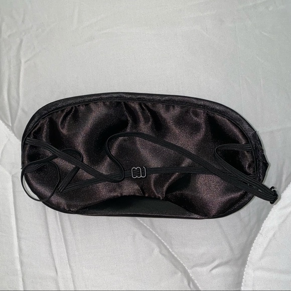 Peloton Sleep Mask - Picture 2 of 3